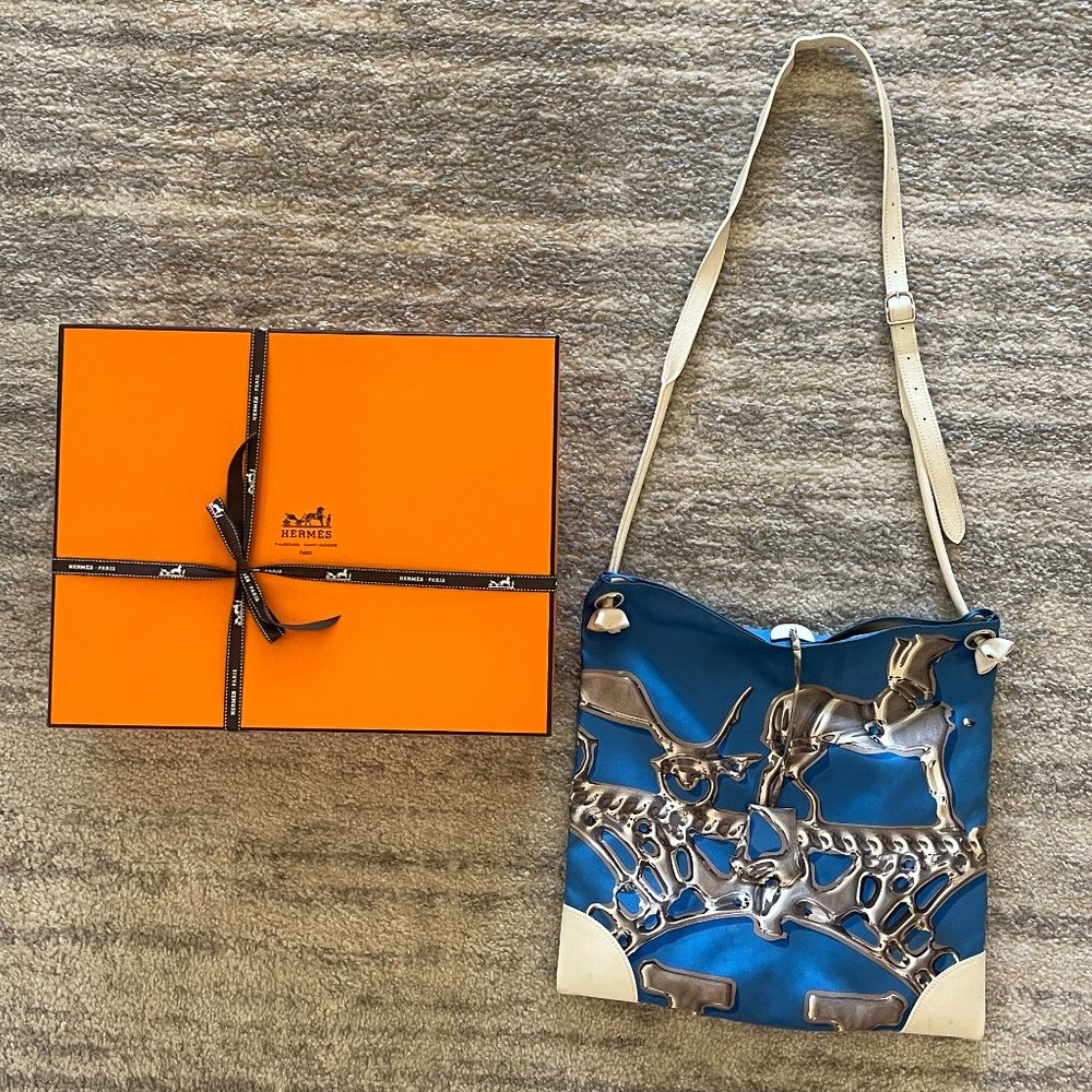 Hermes Silky City Bag Printed Silk and Leather Tote in Blue, Grey, White w/ Box